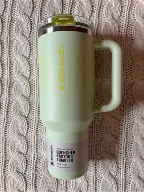 Stanley Quencher ProTour Tumbler - Sage Green with yellow with Handle 40 oz